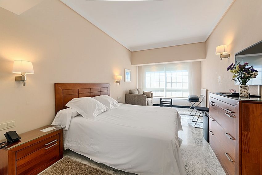 Avenida 3* San Sebastián