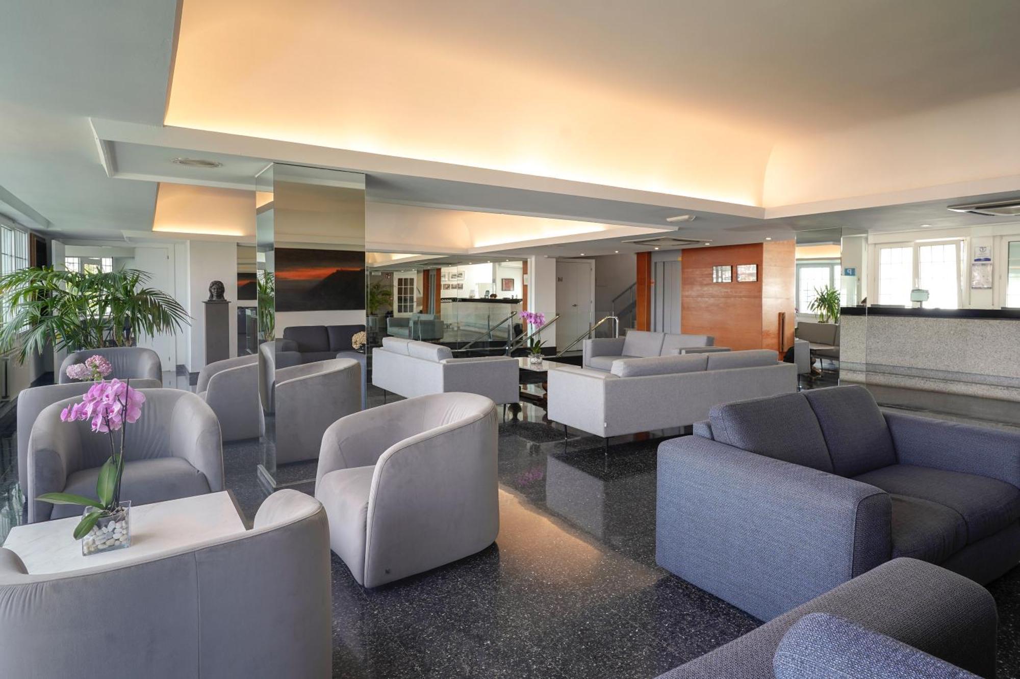 Avenida Hotel San Sebastian